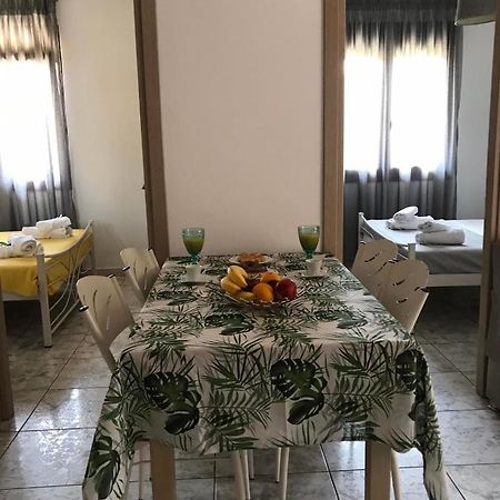 Kostas Apartment Иериссос Экстерьер фото