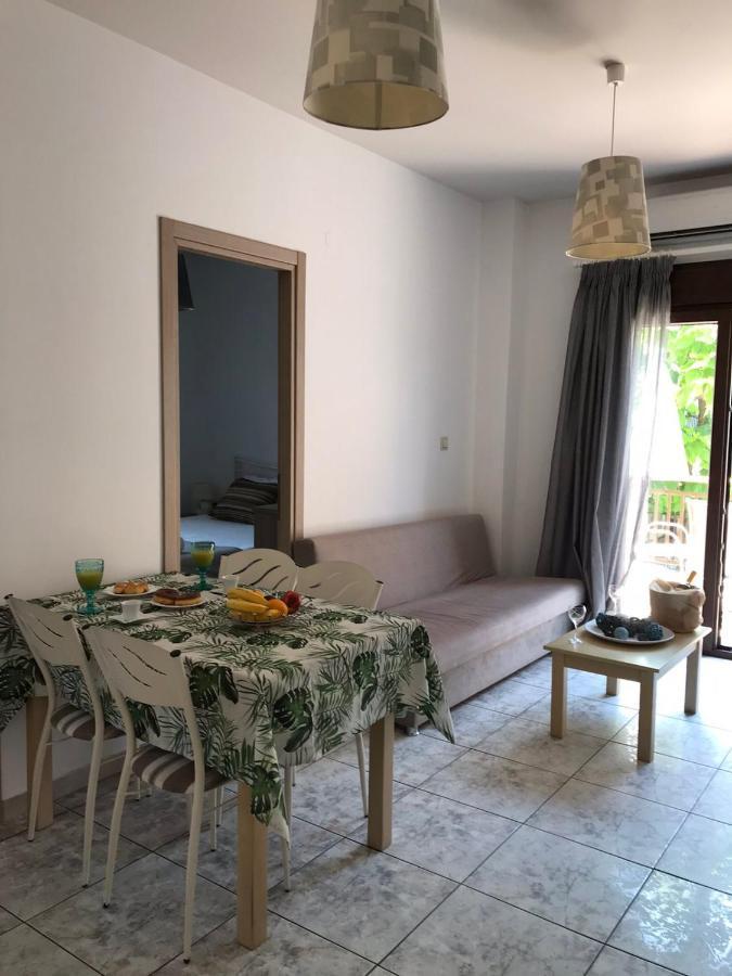 Kostas Apartment Иериссос Экстерьер фото